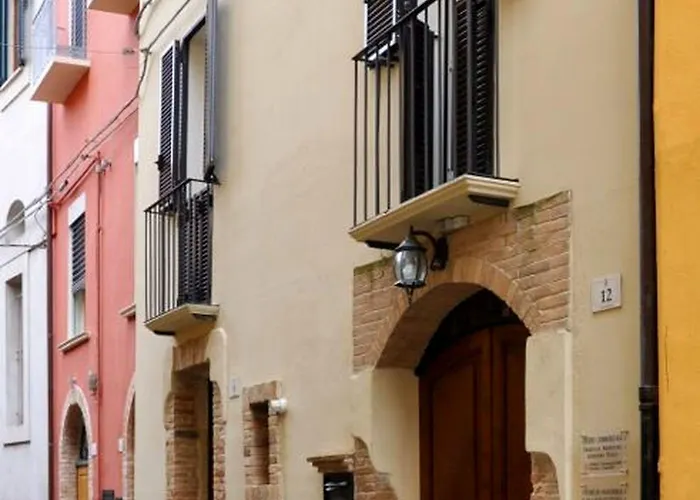 Alojamento de Acomodação e Pequeno-almoço Antica Interamnia Teramo