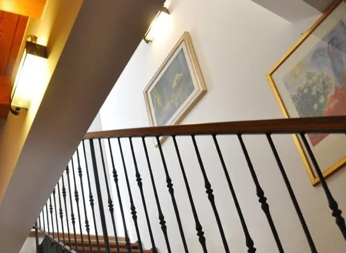 Alojamento de Acomodação e Pequeno-almoço Antica Interamnia 3*